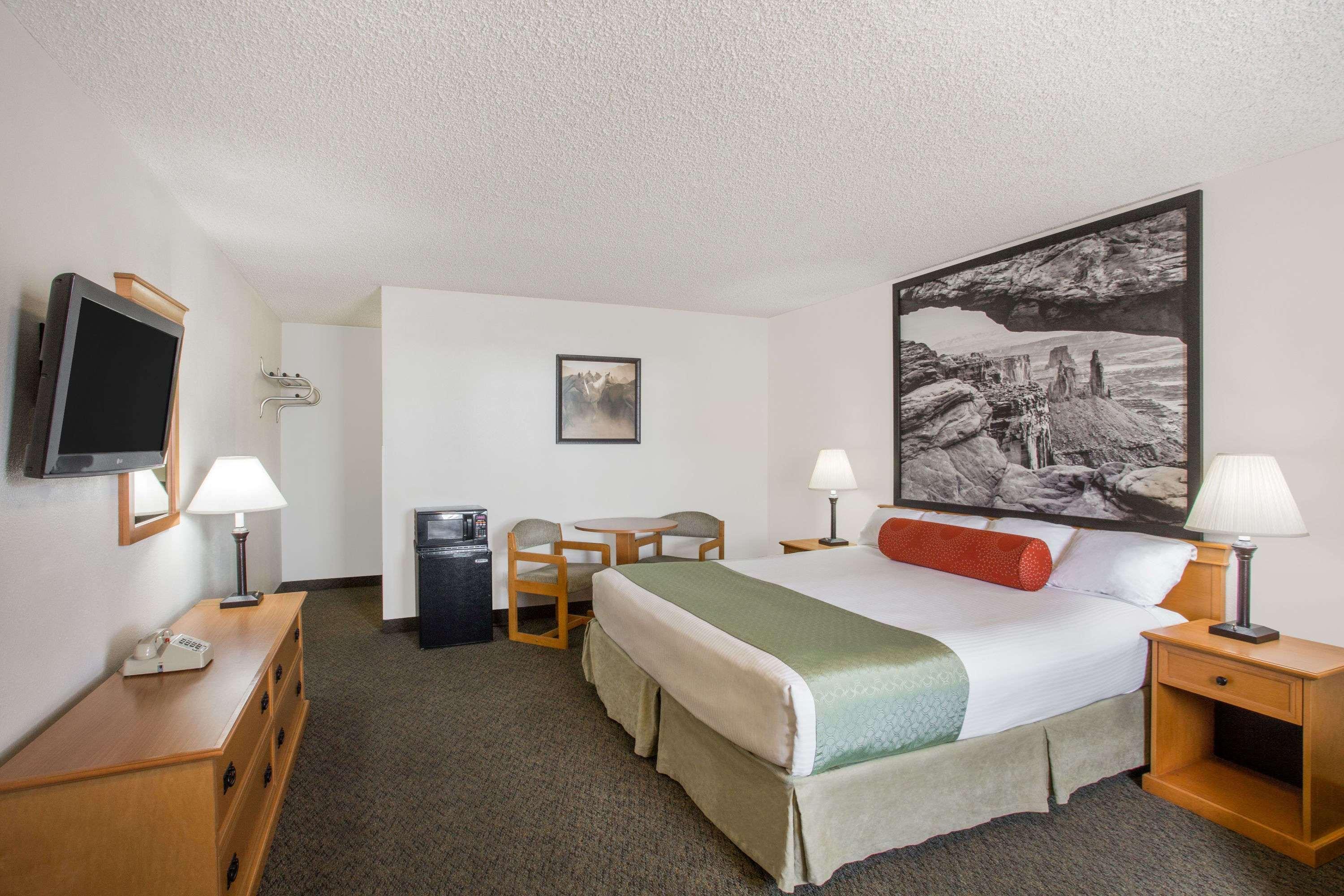 Hotel Super 8 By Wyndham Salina/Scenic Hills Area Exteriér fotografie